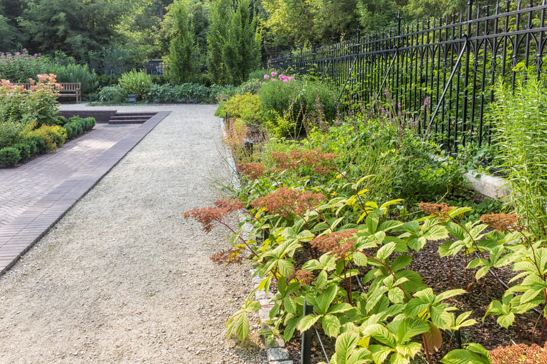 gravel-pathway