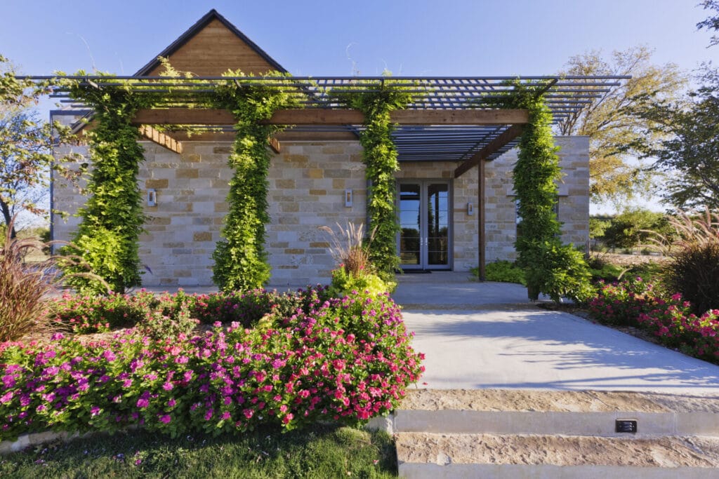 weed-control-services-energy-efficient-front-yard