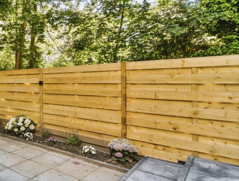 staggered-board-fencing