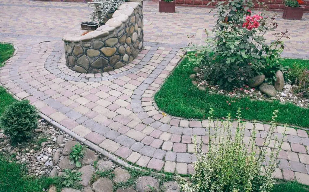epicstoneworksflagstonevspavers 1024x639 1