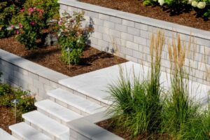 Retaining or seating walls